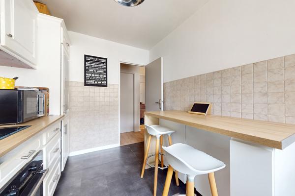 Apppartement de 3 pièces de 73m² avec balcon | rue Jules Ferry | Chatou