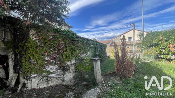 Maison à vendre 4 pièces 109 m² Saint-Étienne-de-Fontbellon