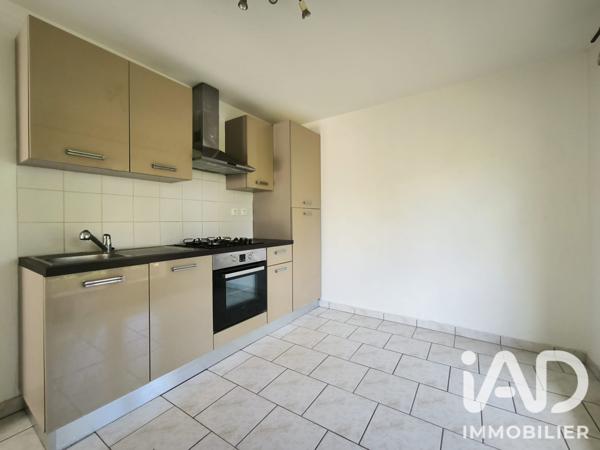 Location maison 5 pièces 116 m² Bogny-sur-Meuse