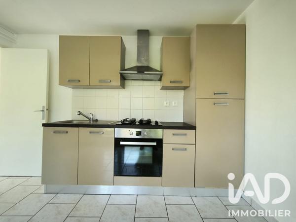 Location maison 5 pièces 116 m² Bogny-sur-Meuse