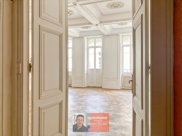 Appartement de caractère – 6 pièces – 160 m² – Centre-ville de Lons-le-Saunier