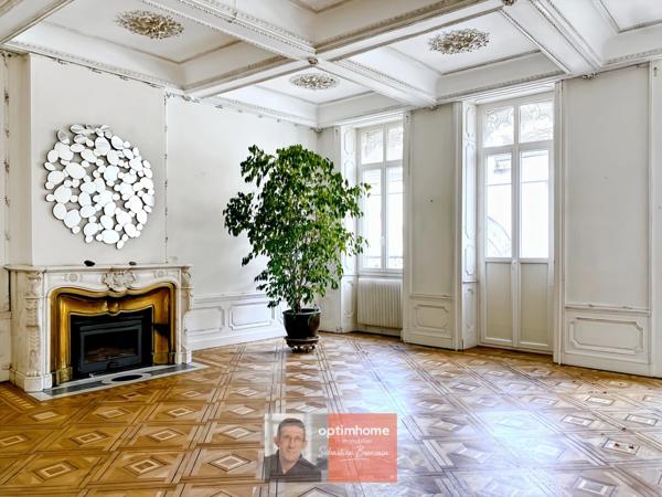 Appartement de caractère – 6 pièces – 160 m² – Centre-ville de Lons-le-Saunier