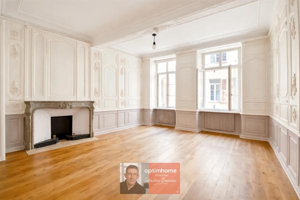 Appartement de caractère – 6 pièces – 160 m² – Centre-ville de Lons-le-Saunier