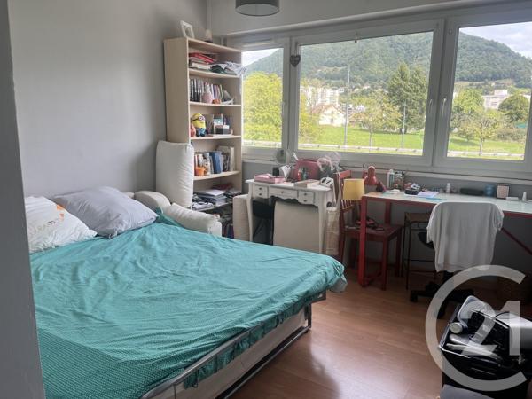 Appartement F4 à vendre  4 pièces - 76,65 m2 VOIRON - 38