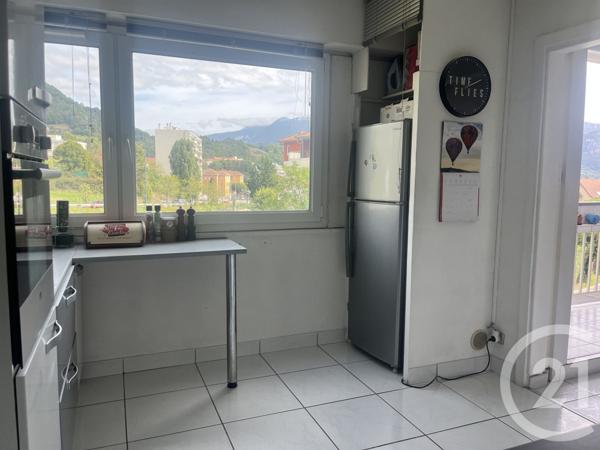 Appartement F4 à vendre  4 pièces - 76,65 m2 VOIRON - 38