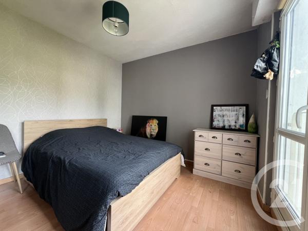 Appartement F4 à vendre  4 pièces - 76,65 m2 VOIRON - 38