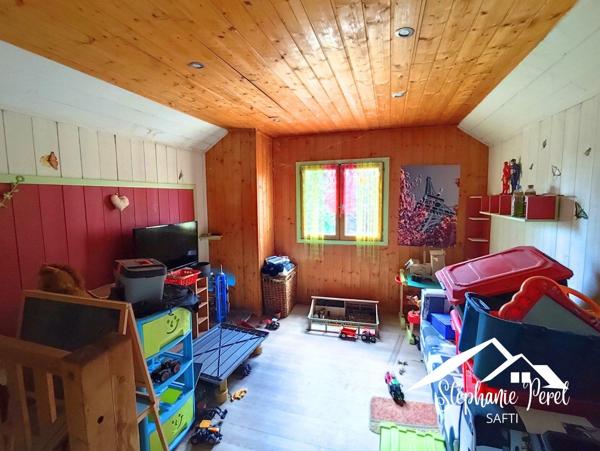 Maison plain-pied 2 chambres avec grand jardin – Calme et nature à Peyrelevade !