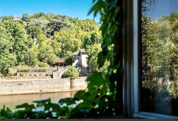 Caluire, bords de Saône,  Appartement 239m2 (187 carrez) perché sur le fleuve