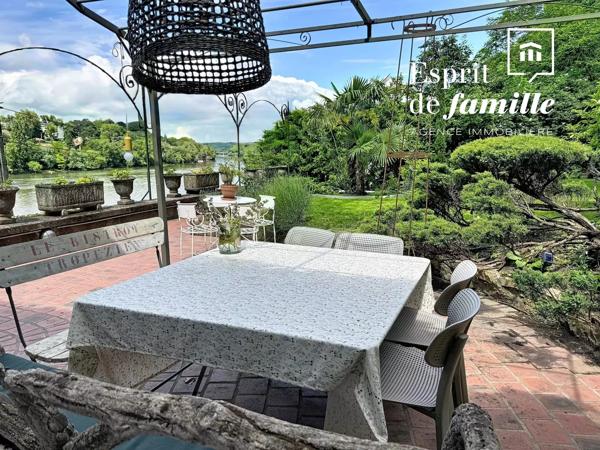 Caluire, bords de Saône,  Appartement 239m2 (187 carrez) perché sur le fleuve