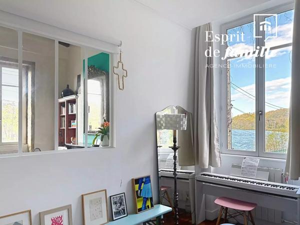 Caluire, bords de Saône,  Appartement 239m2 (187 carrez) perché sur le fleuve