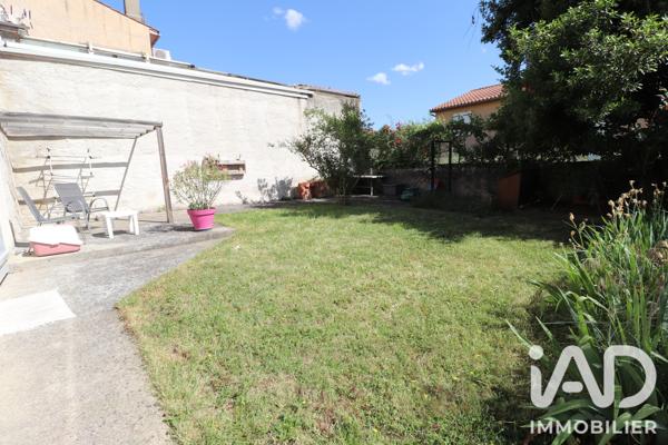 Immeuble à vendre 220 m² Pont-du-Château