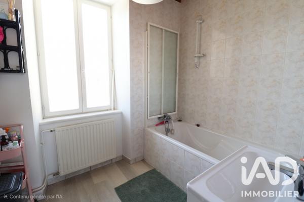 Immeuble à vendre 220 m² Pont-du-Château