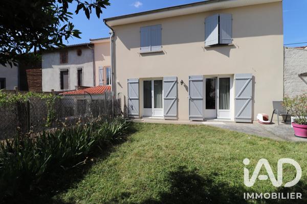 Immeuble à vendre 220 m² Pont-du-Château