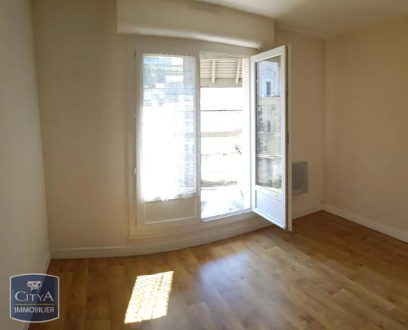 Appartement à louer 4 pièces 71.3m²