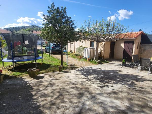 Maison  t3 + Jardin Château Arnoux Saint Auban