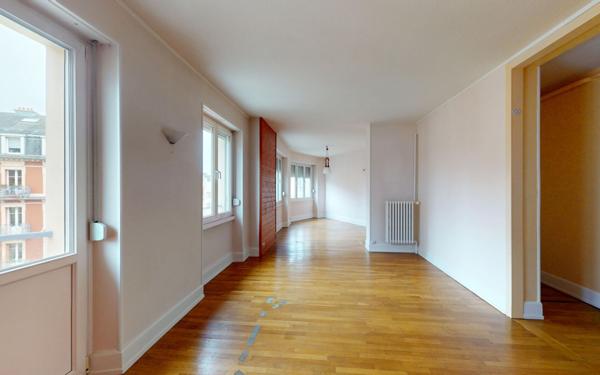 Appartement à vendre    5 pièces •  Belfort