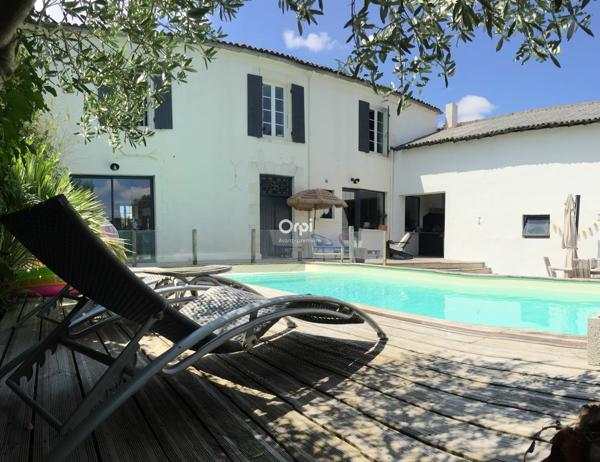 Maison à vendre    6 pièces •  Sainte-Soulle