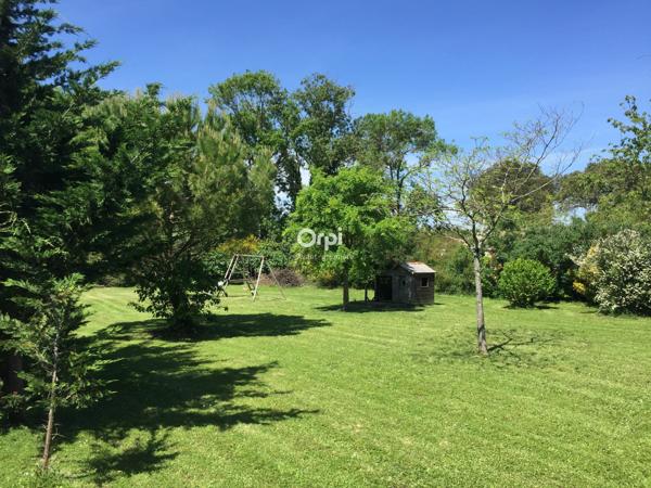 Maison à vendre    6 pièces •  Sainte-Soulle