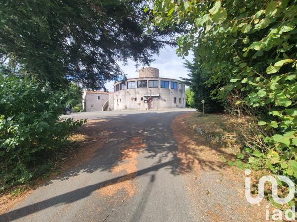 Maison à vendre 10 pièces 450 m² Pouzauges