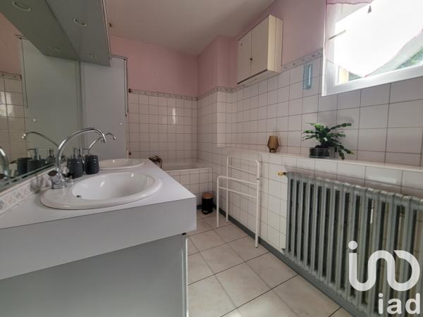 Maison à vendre 10 pièces 450 m² Pouzauges