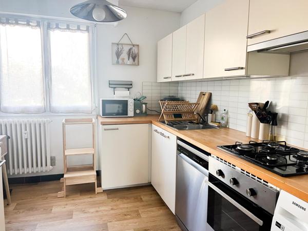 Appartement lumineux à Bellevue (le chouette côté ?)