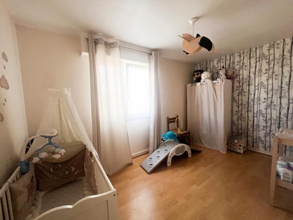 Appartement lumineux à Bellevue (le chouette côté ?)
