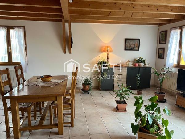 Jolie maison spacieuse avec une vue dégagée, très fonctionnelle