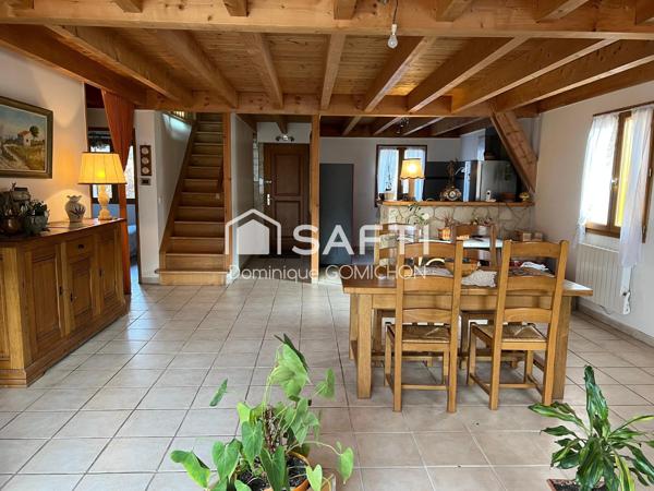 Jolie maison spacieuse avec une vue dégagée, très fonctionnelle