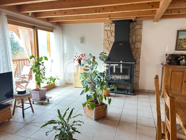 Jolie maison spacieuse avec une vue dégagée, très fonctionnelle
