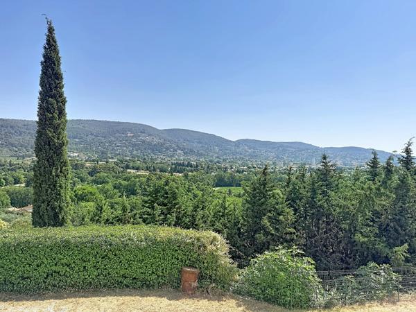 A vendre/ Maison de 144m² avec piscine.