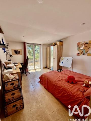 Maison à vendre 10 pièces 247 m² Vidauban