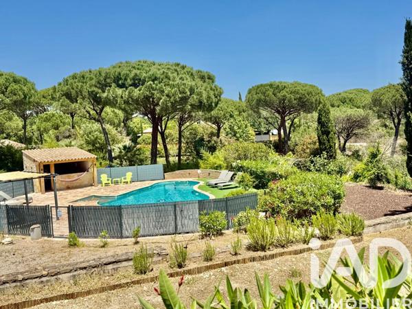 Maison à vendre 10 pièces 247 m² Vidauban