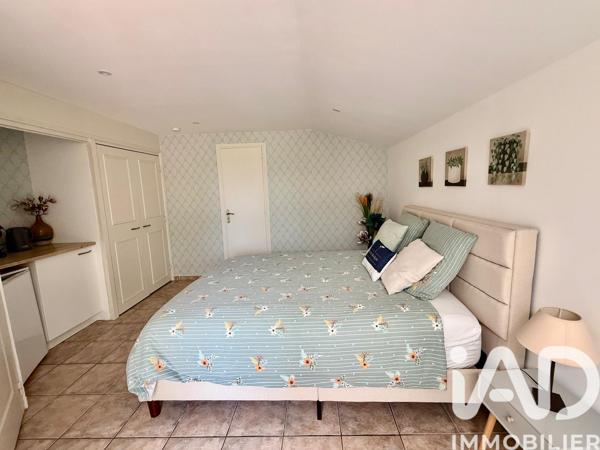 Maison à vendre 10 pièces 247 m² Vidauban