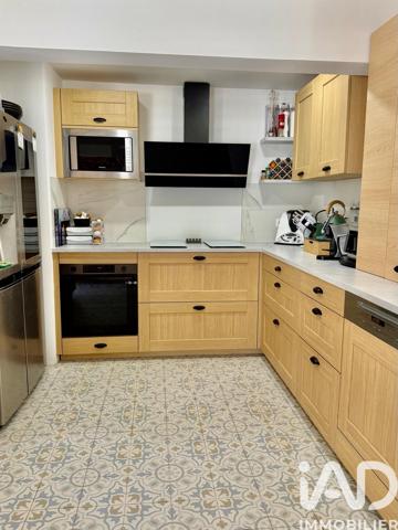 Maison à vendre 10 pièces 247 m² Vidauban