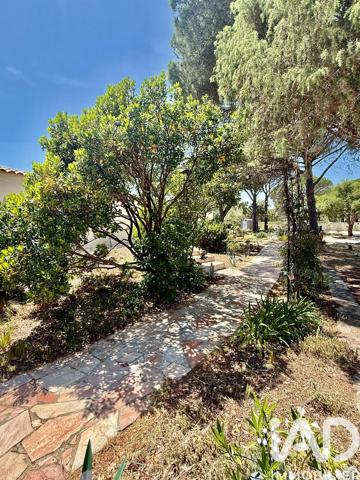 Maison à vendre 10 pièces 247 m² Vidauban