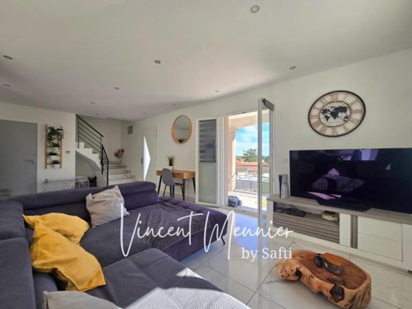 Maison 4 ch / Piscine / Garage / Centre Miribel