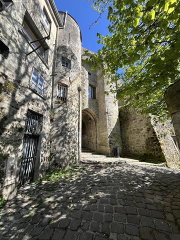 Appartement à vendre à Laon dans l'Aisne (02000), ref : 02002-357