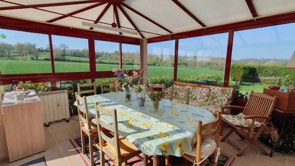 Pavillon sur sous-sol, campagne proche école et commerces