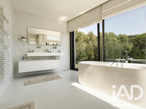 Maison à vendre 8 pièces 410 m² La Croix-Valmer