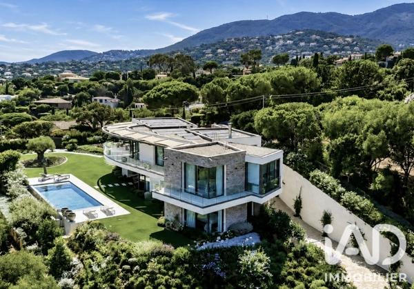 Maison à vendre 8 pièces 410 m² La Croix-Valmer