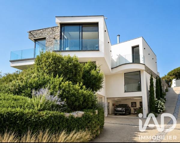 Maison à vendre 8 pièces 410 m² La Croix-Valmer