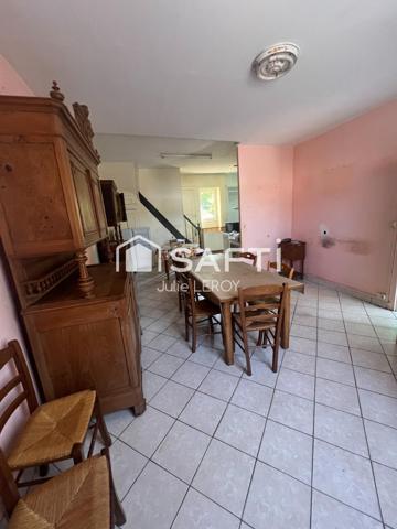 Maison de bourg - 84m2 / Secteur Coulans-sur-gée