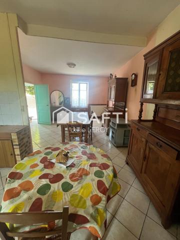 Maison de bourg - 84m2 / Secteur Coulans-sur-gée