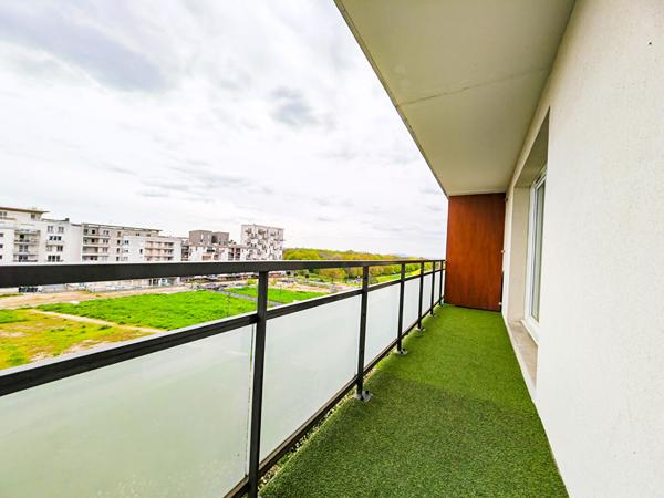 T2 40m² + BALCON + PARKING ENTIEREMENT REFAIT - CERGY LE HAUT