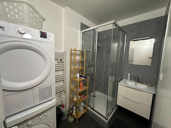 Appartement 5 pièces, 4 chambres avec TERRASSE en centre ville (91000) EVRY