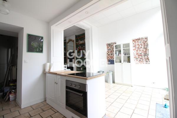 Élégante maison bourgeoise au cachet préservé – Boulevard prisé de Douai