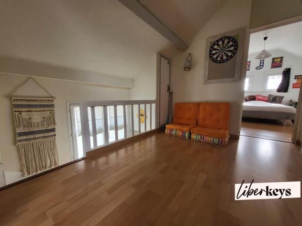 Vernouillet – Jouxtant Dreux -  Maison de ville  de caractère de 150 m 2 , 4 chambres, terrain arboré de 1 744 m²