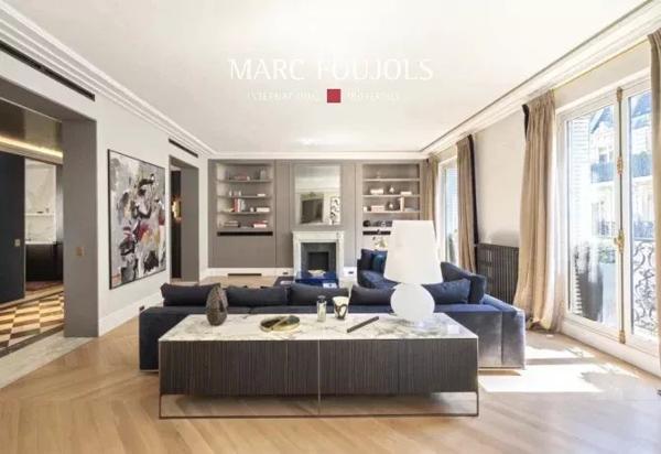 Paris 8 – Triangle d’Or – Appartement refait à neuf