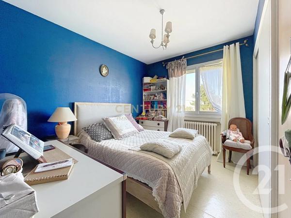 Maison à vendre  6 pièces - 161,43 m 2   BOURGOIN JALLIEU  - 38
