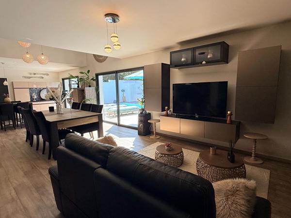 Maison récente 5 pièces avec piscine à vendre à Tarnos